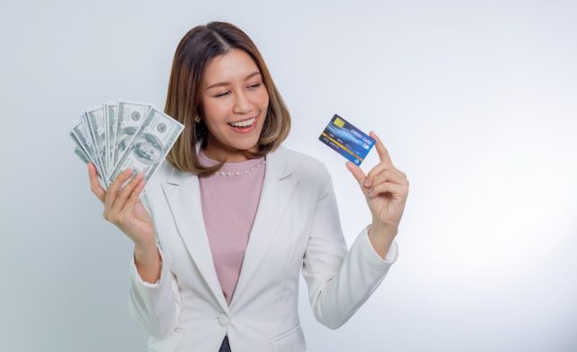 cash-and-credit.jpg